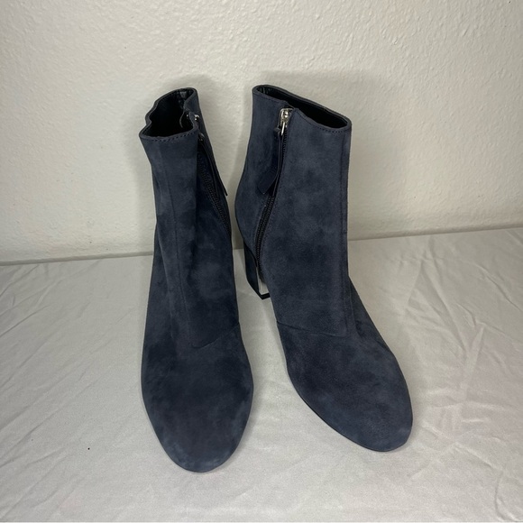 DKNY Navy Blue Suede Leather Ankle Boots Silver Block Heel Women’s 7.5M - Picture 3 of 9